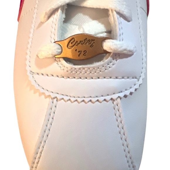 Nike White and Pink Classic Sneakers NWT - Picture 8 of 11